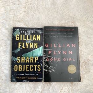 Gillian Flynn Book Bundle